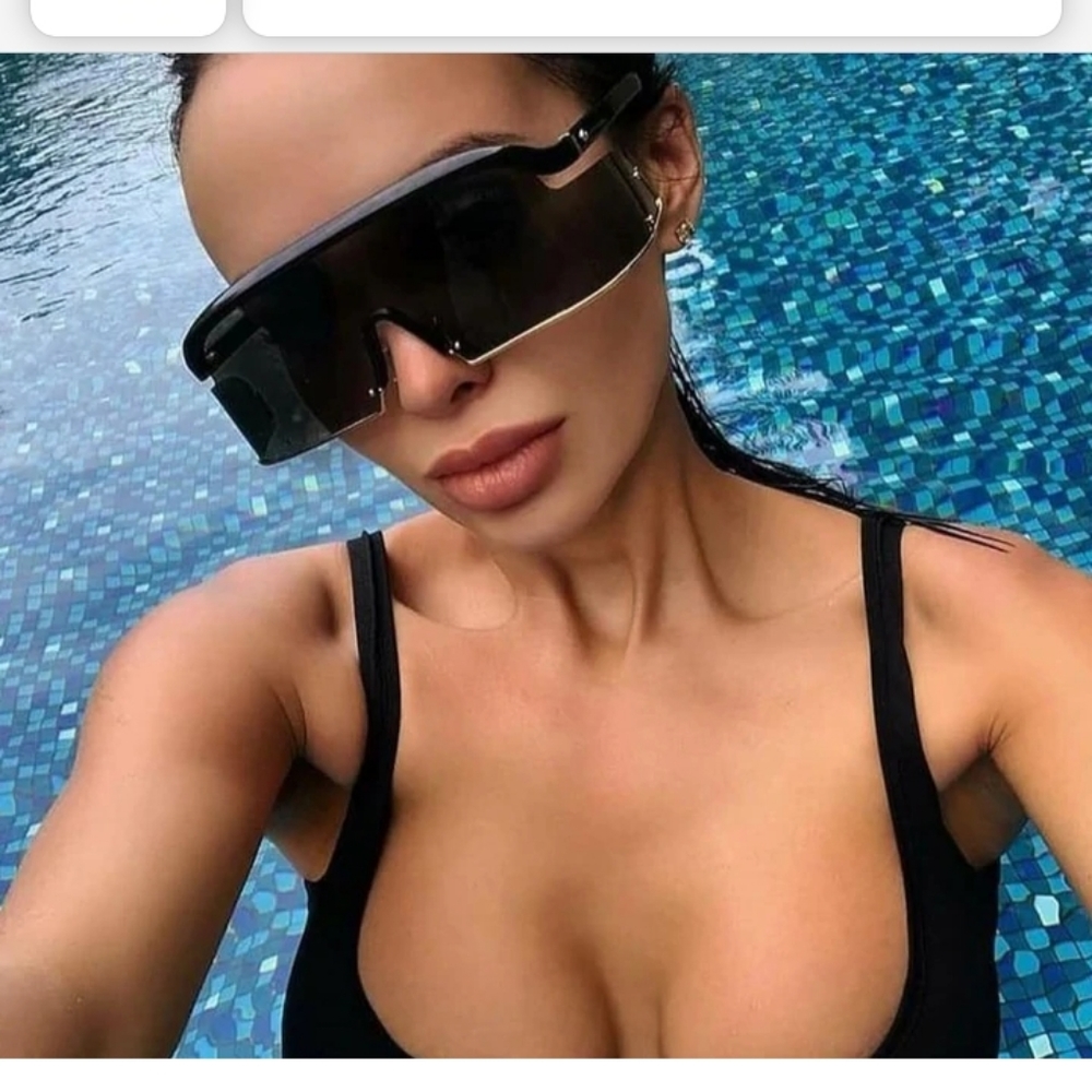 Black Oversized Fashion Sunnies